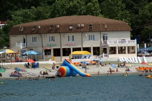 Гостиница "Кубань". Адрес: Краснодарский край, Туапсинский район, 
Новомихайловский, ул.Морская 39а.